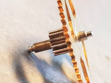 Uhrenmachermeister Bent Borwitzky Großuhrenwerkstatt in Hamburg Reparatur 02